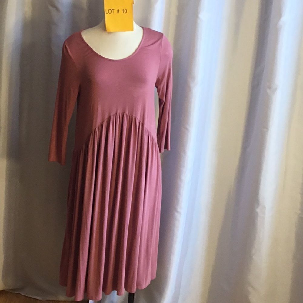 Long dusty rose color dress long sleeve size med